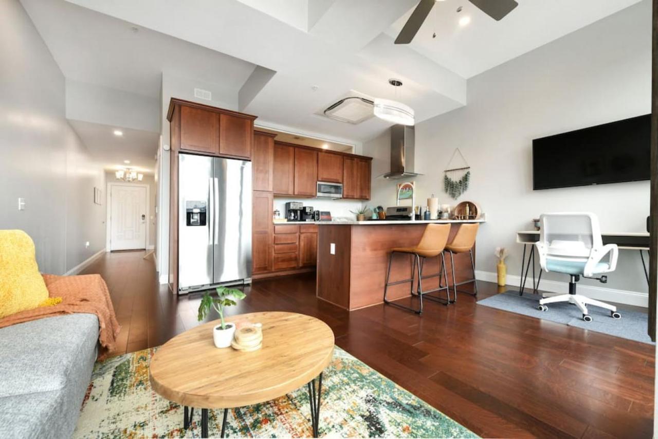 Hostwise Stays - The Washington At Chatham - Free Parking, Private Gym, More! 피츠버그 외부 사진