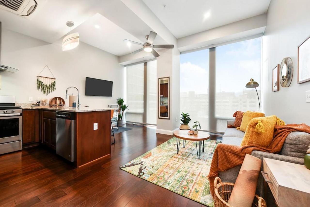Hostwise Stays - The Washington At Chatham - Free Parking, Private Gym, More! 피츠버그 외부 사진