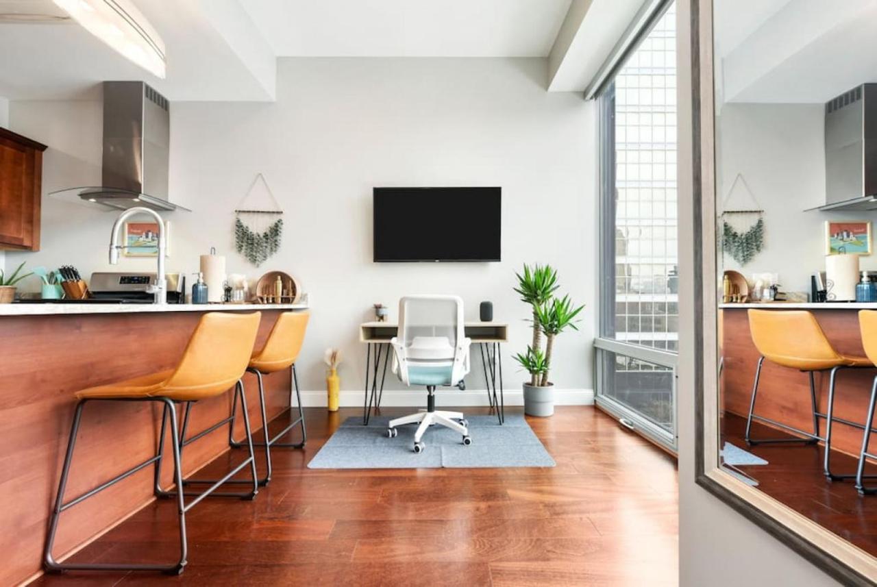 Hostwise Stays - The Washington At Chatham - Free Parking, Private Gym, More! 피츠버그 외부 사진